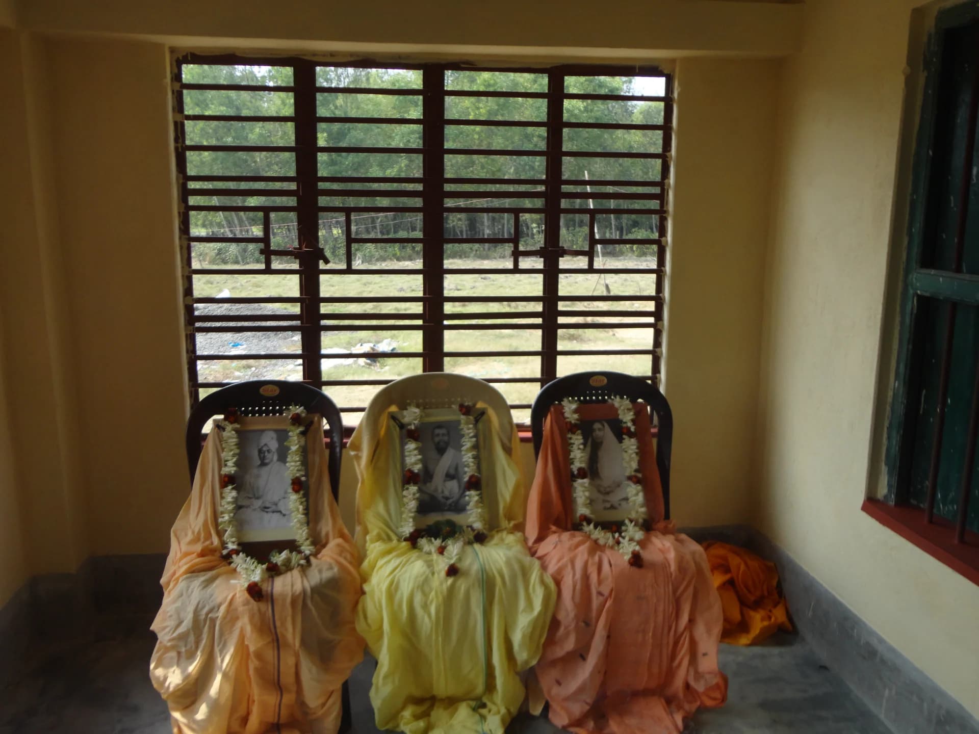 Thakur Maa Swamiji